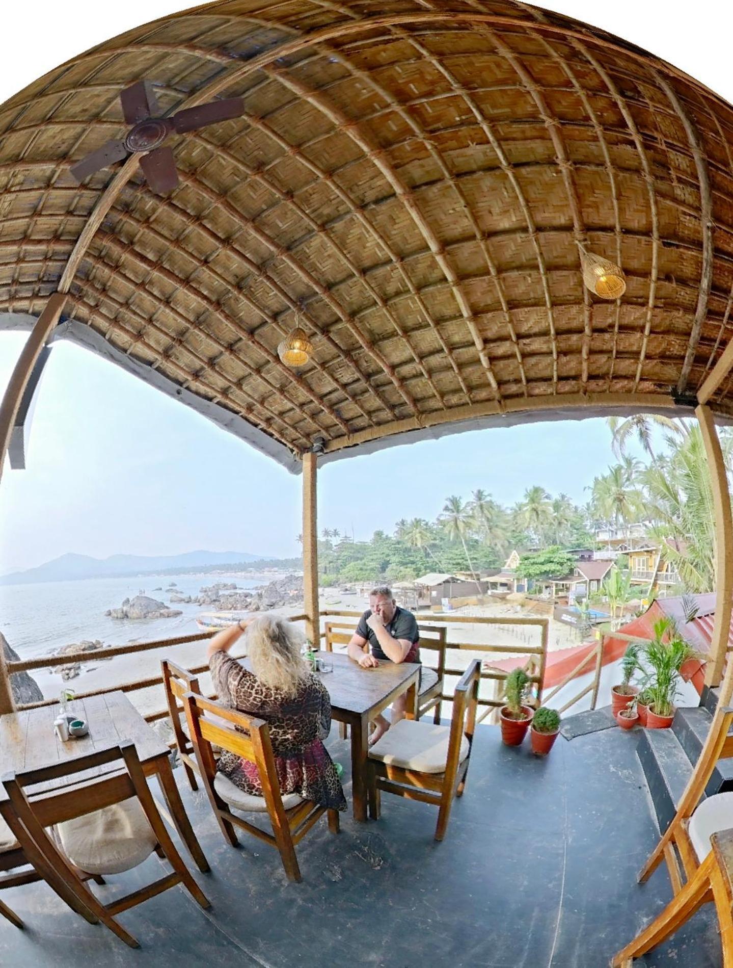 Pacific Sunset View Palolem Hotel Exterior photo